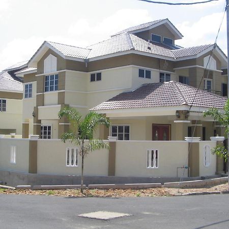 Greenleaf Angsana Homestay Джерантут Экстерьер фото
